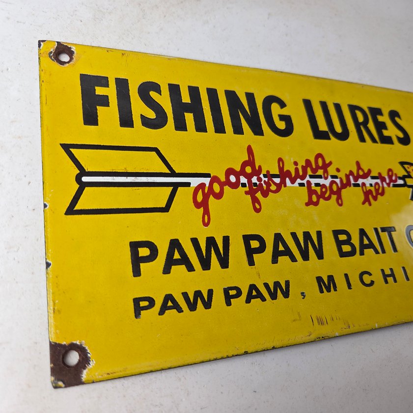 Vintage Fishing Lures Sign - Paw Paw Bait Co Gas Pump Porcelain Sign - Image 4