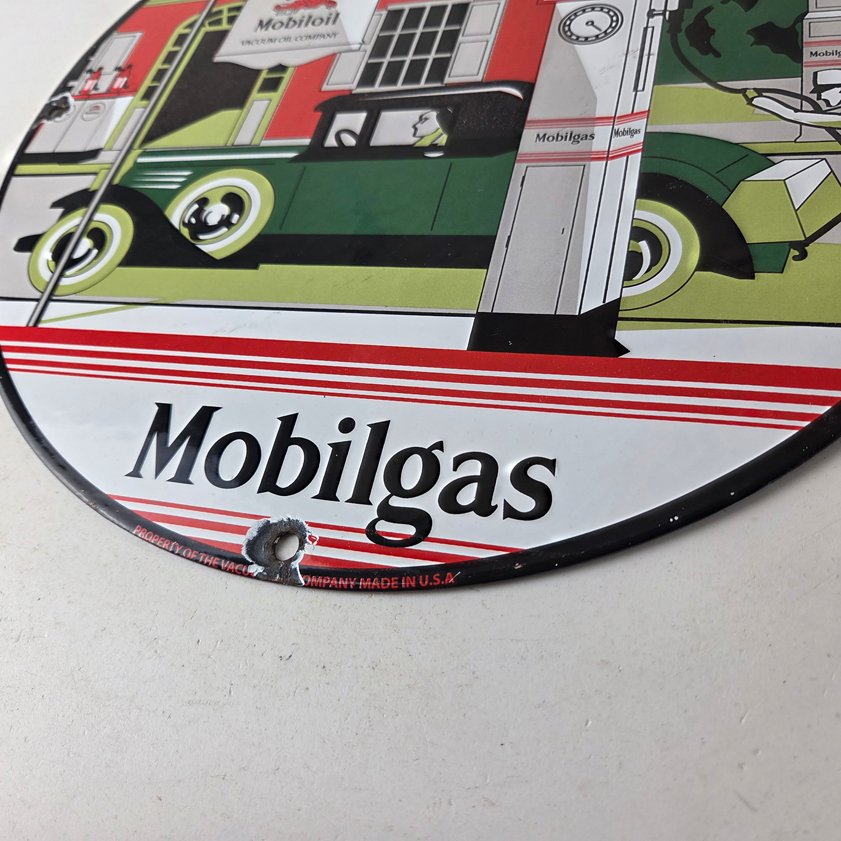 Vintage Mobilgas Sign - Gargoyle Mobil Filling Station Porcelain Gas Pump Sign - Image 13