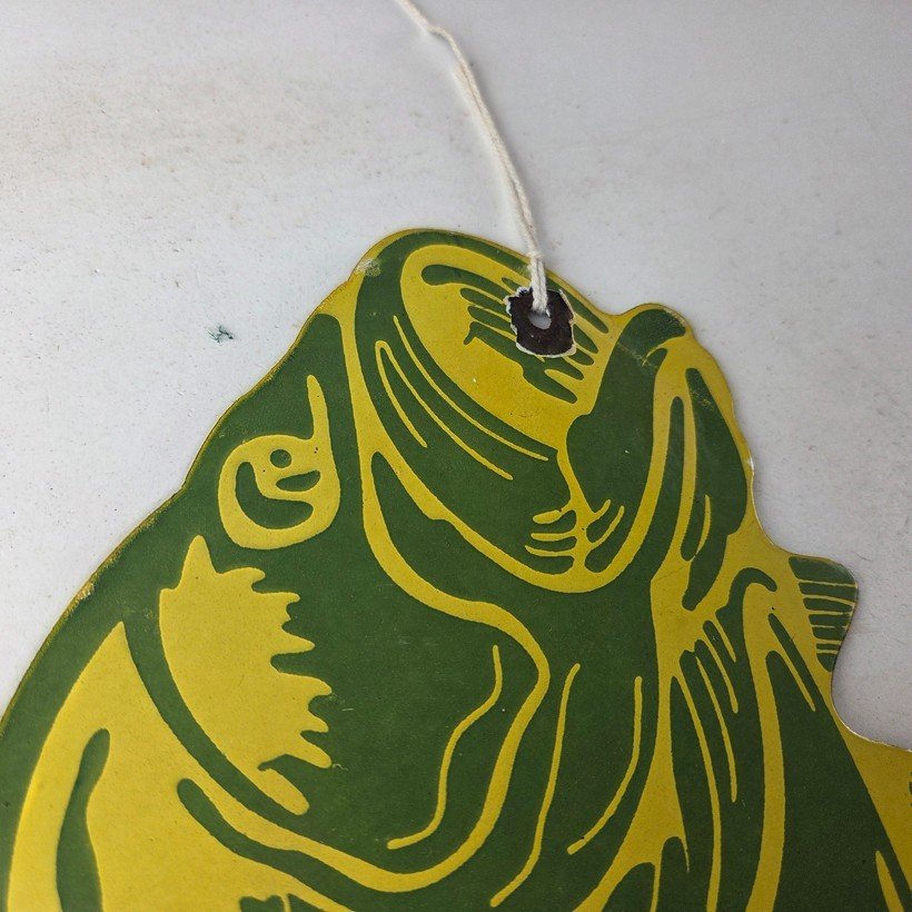 Vintage Fishing Bass Sign - Fish Wildlife Signage Paw Paw Porcelain Gas Sign - Image 5
