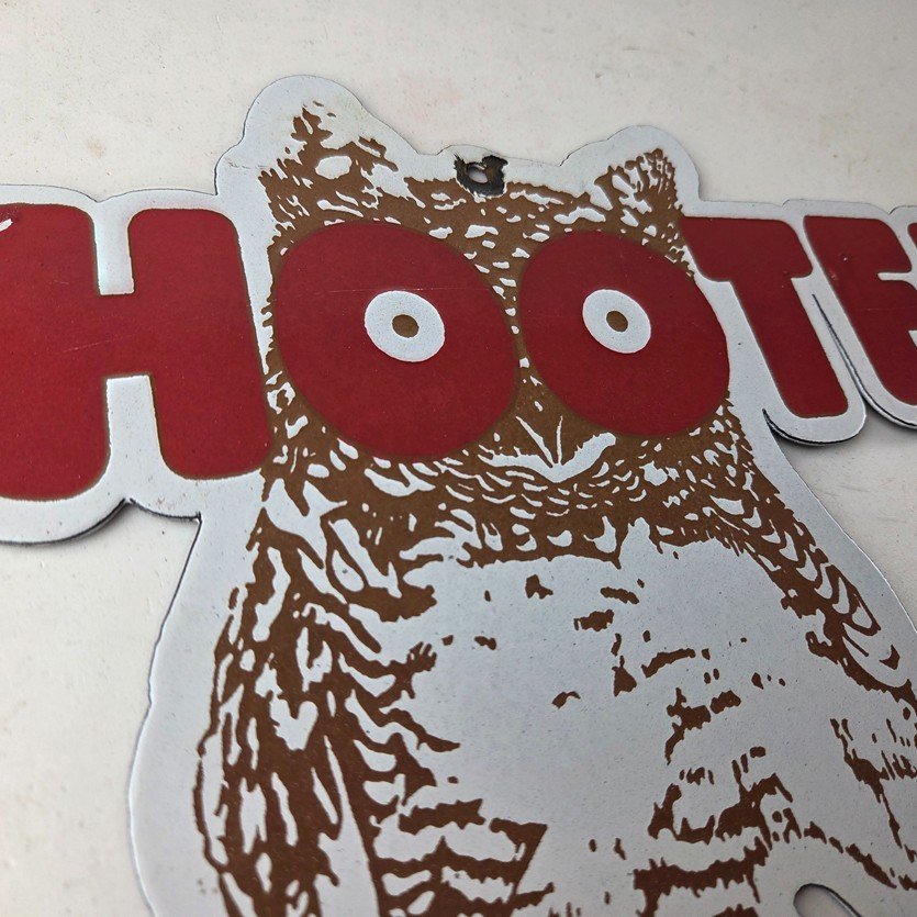 Vintage Hooters Sign - Chicken Wing Restaurant Owl Gas Pump Porcelain Diner Sign - Image 5