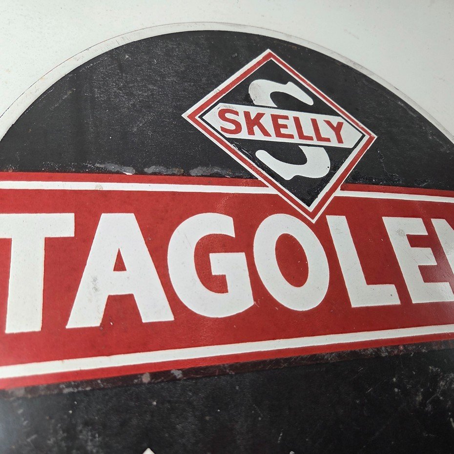 Vintage Tagolene Motor Oil Sign - Gasoline Pump Porcelain Sign - Image 5