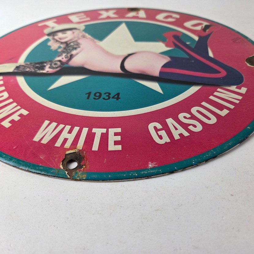 Vintage Texaco Gasoline Sign - White Marine Gas Pump Porcelain Sign - Image 10