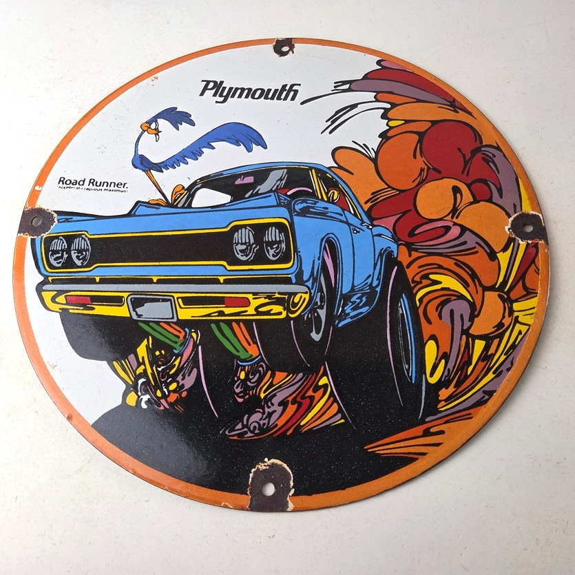 Vintage Mopar Plymouth Porcelain Sign - Road Runner Auto Shop Gas Pump Sign - Image 15