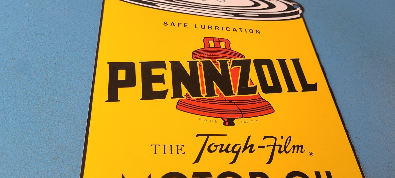 Vintage Pennzoil Porcelain Sign - Motor Oil Can Porcelain Pennsylvania Sign - Image 6