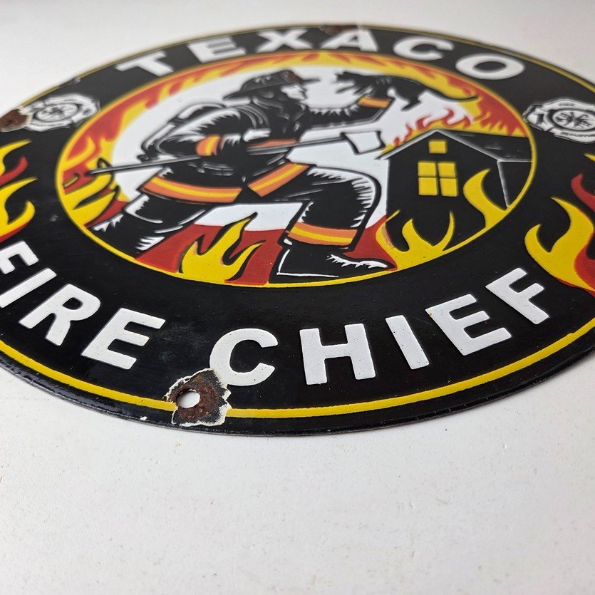 Vintage Texaco Sign - Fire Chief Gasoline Service Gas Pump Porcelain Ad Sign - Image 10