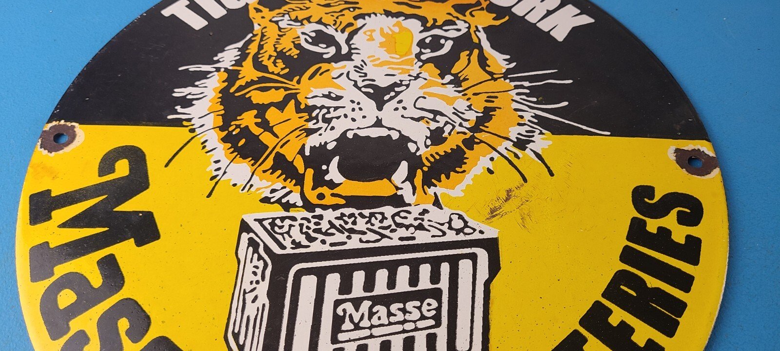 Vintage Masse Batteries Sign - Porcelain Auto Shop Garage Mechanic Gas Pump Sign - Image 4