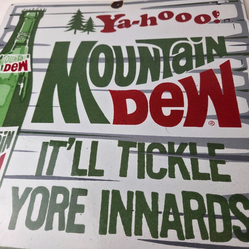 Vintage Mountain Dew Porcelain - Hillbilly Gas Pump Soda Bottles Soda Sign - Image 4