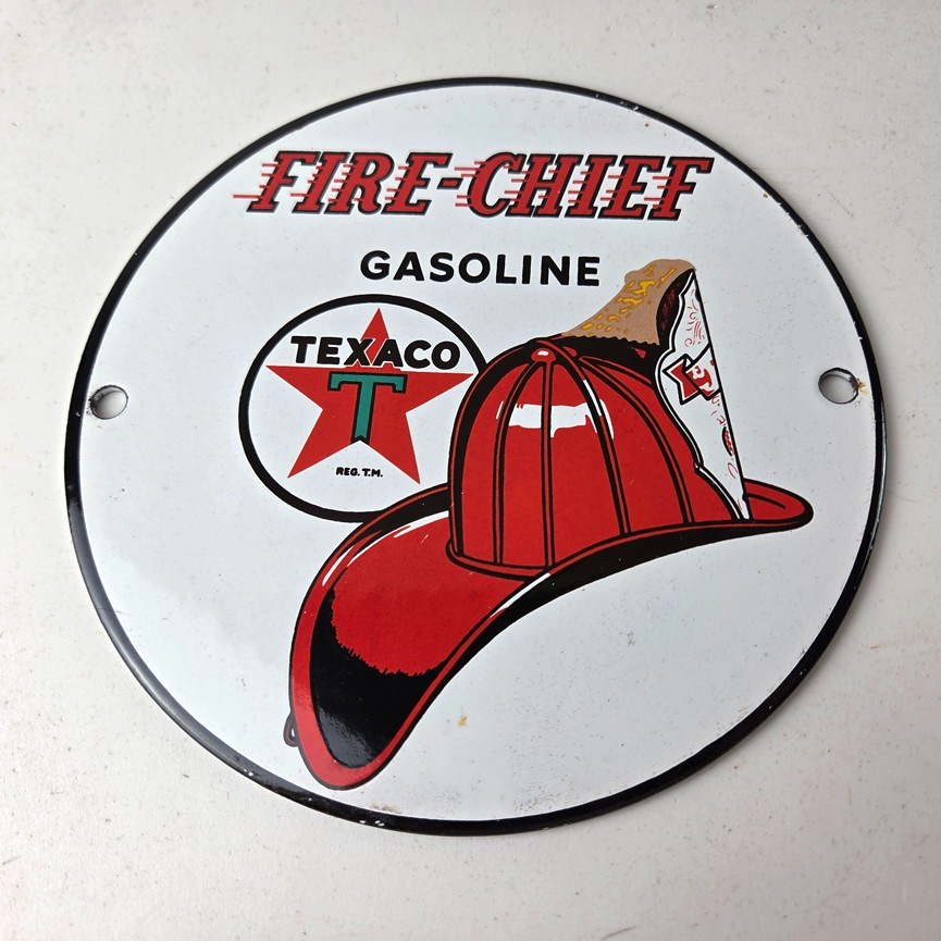 Vintage Texaco Sign - Texas Fire Chief Gas Motor Oil Pump Shop Porcelain Sign - Image 15