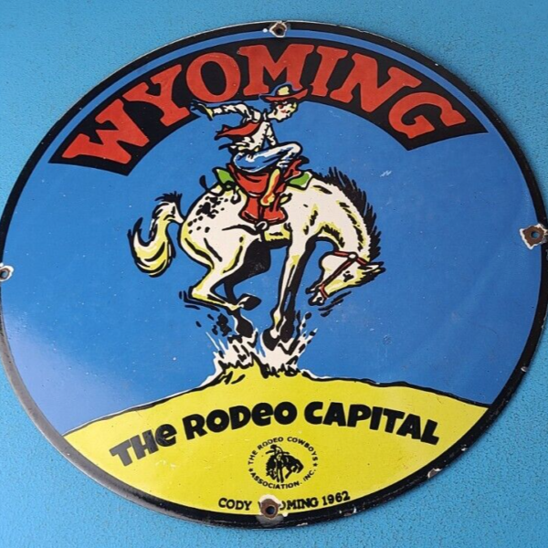 VINTAGE RODEO COWBOY PORCELAIN CODY WYOMING GAS SERVICE STATION PUMP PLATE SIGN 305151729043