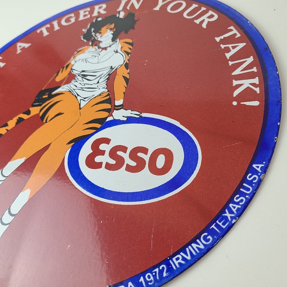 Vintage Esso Gasoline Porcelain Tiger - Gas Service Station Auto Tank Sign - Image 9