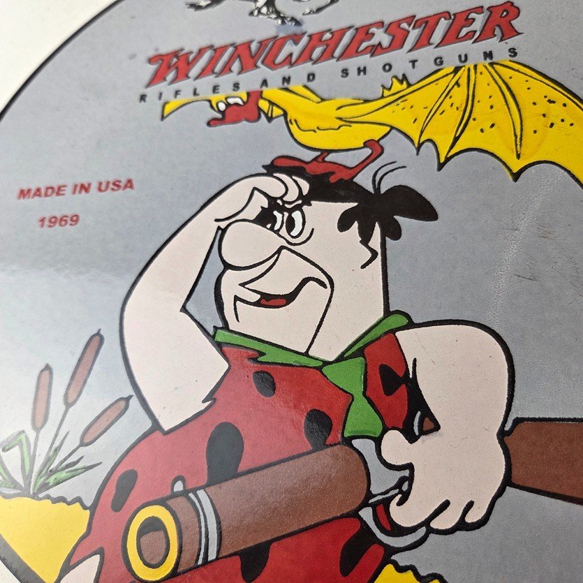 Vintage Winchester Porcelain Sign - Rifles Firearms Hunt Gas Service Pump Sign - Image 4