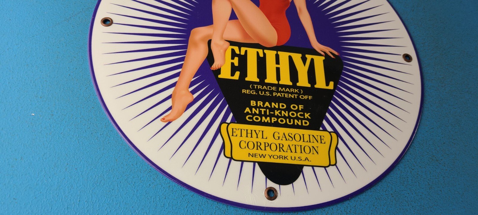 VINTAGE ETHYL GASOLINE PORCELAIN SERVICE STATION GAS PUMP PLATE SIGN - Image 7