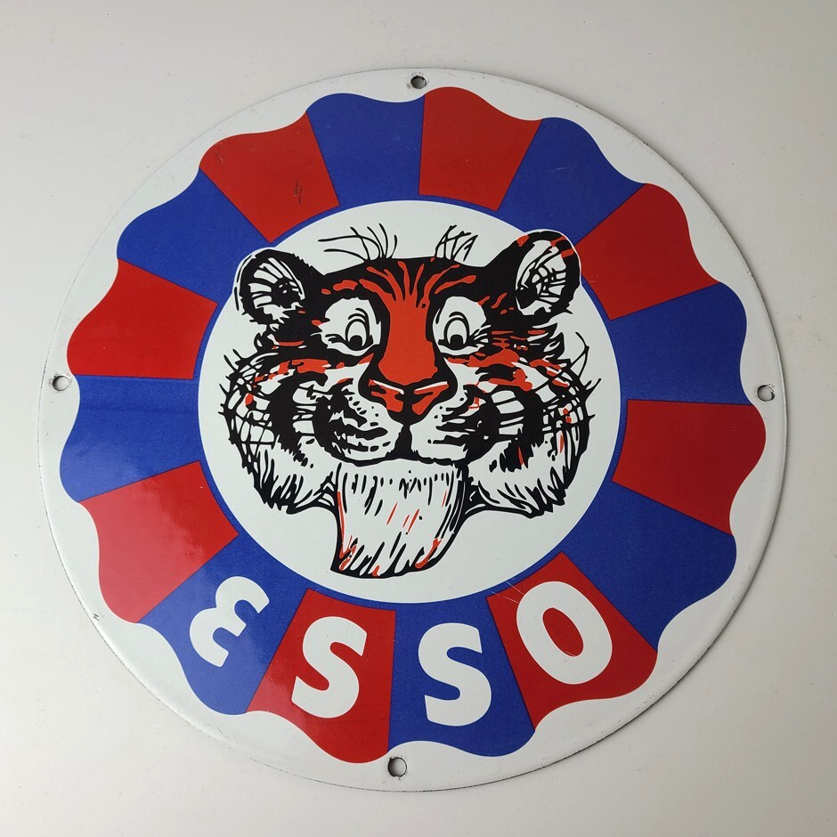 Vintage Esso Gasoline Sign - Gas Service Station Auto Fuel Tank Porcelain Sign - Image 12