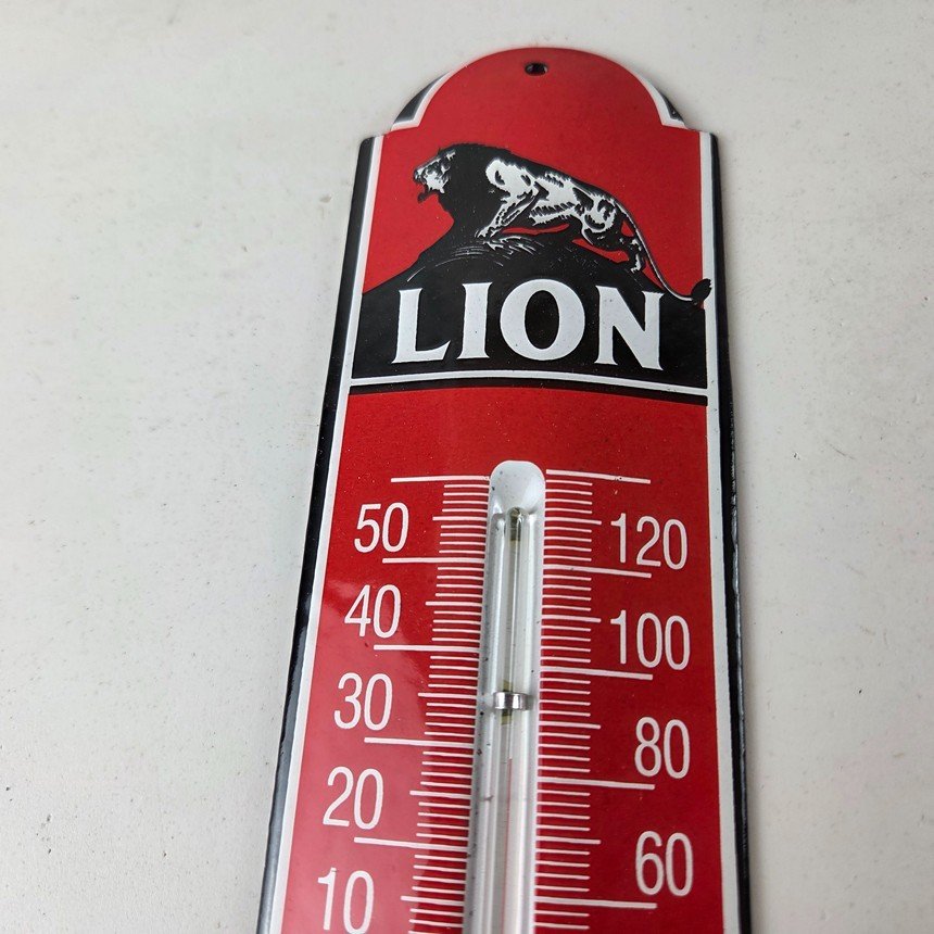 Vintage Lion Gas Sign - Service Station Pump Ad Sign on Porcelain Thermometer - Image 3