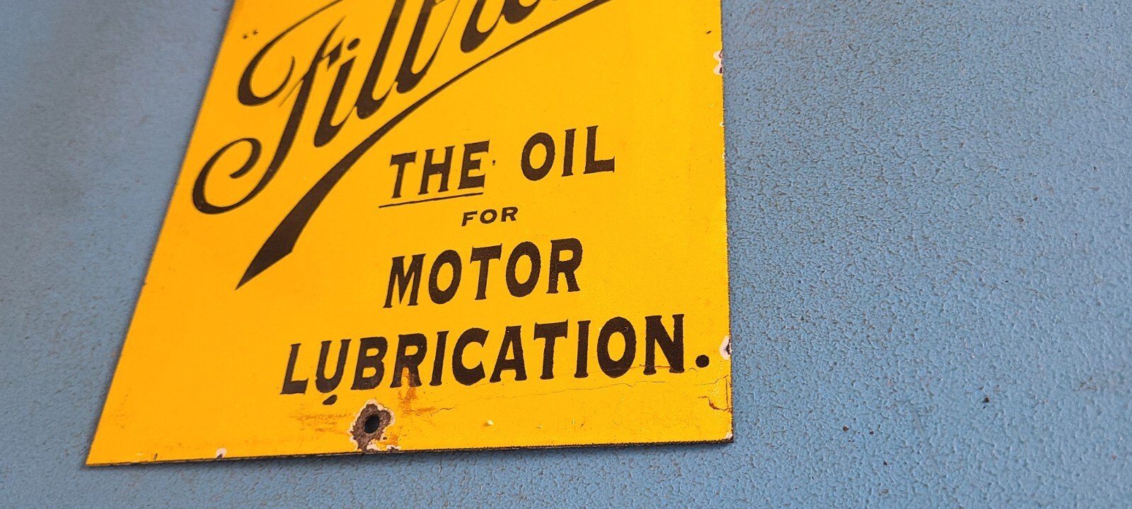 Vintage Filtrate Motor Oil Sign - Gasoline Pump Plate Engine Lube Porcelain Sign - Image 10