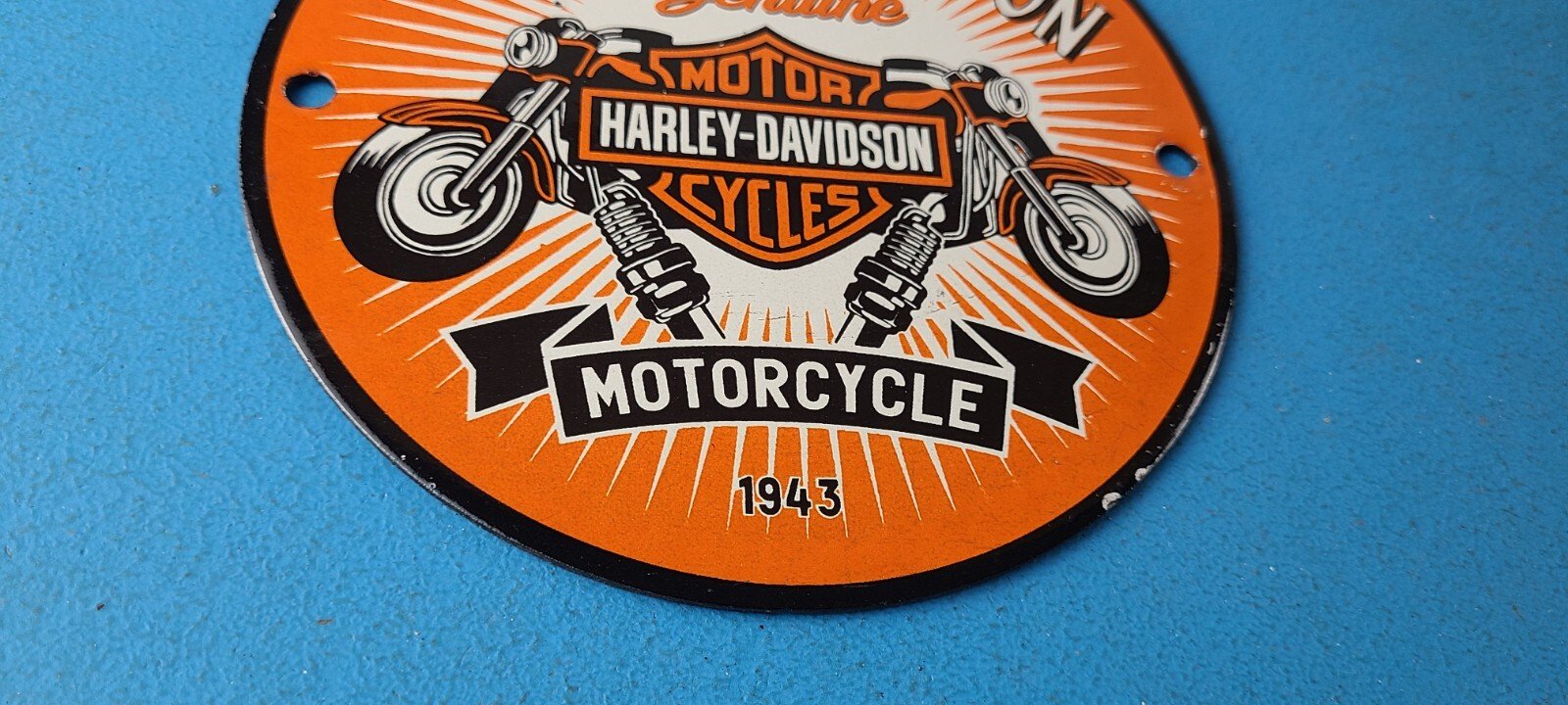 Vintage Harley Davidson Motorcycles Sign - Spark Plugs Gas Pump Porcelain Sign - Image 7