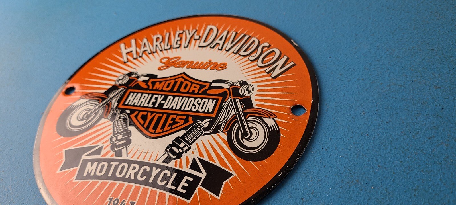 Vintage Harley Davidson Motorcycles Sign - Spark Plugs Gas Pump Porcelain Sign - Image 9