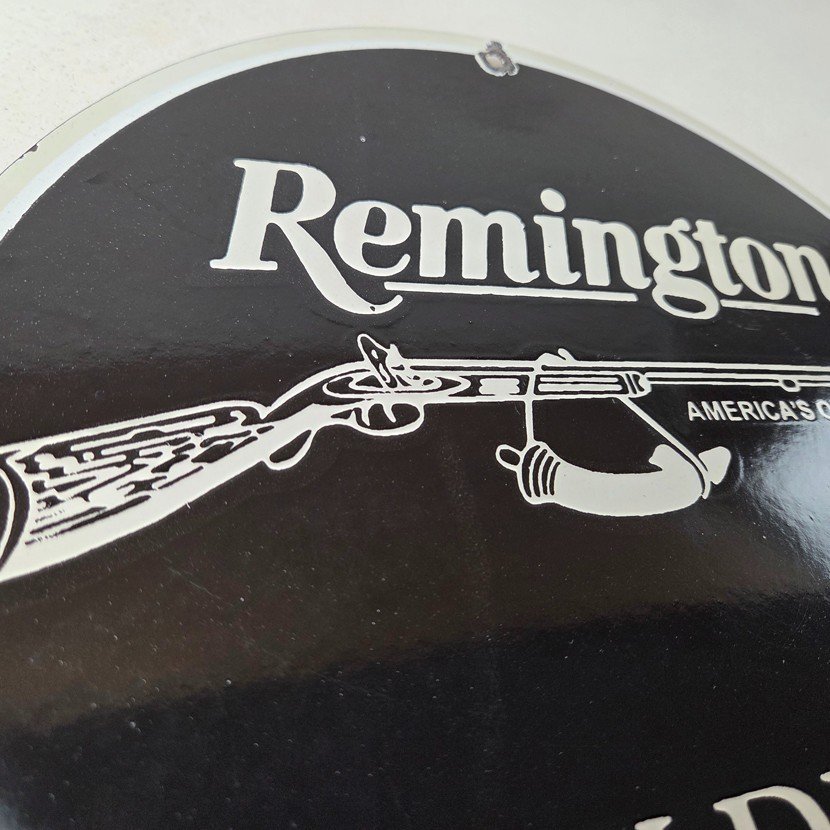 Vintage Remington Gun Dealer Porcelain Sign - Lever Rifle Logo Sign - Image 5