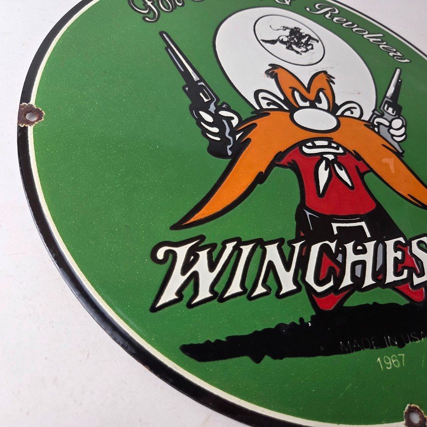 Vintage Winchester Porcelain Sign - Pistols Shooter Gas Service Pump Sign - Image 6