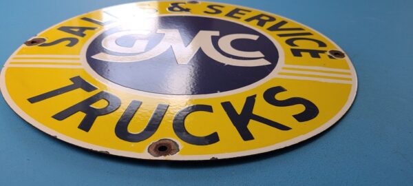 VINTAGE GENERAL MOTORS 16 INCH PORCELAIN GAS AUTOMOBILES TRUCKS GMC PUMP SIGN 305751873036 11