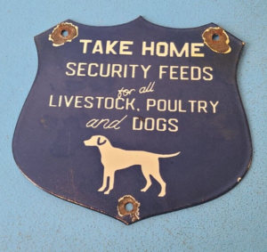 VINTAGE SECURITY FEEDS PORCELAIN LIVESTOCK POULTRY DOGS SHIELD GAS OIL PUMP SIGN 305852317786