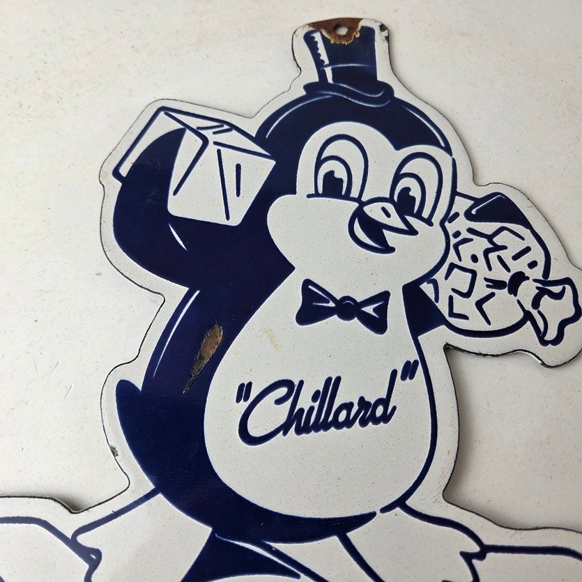 Vintage Chillard Ice Sign - Ice Cubes Chilly Willy Gas Service Porcelain Sign - Image 3