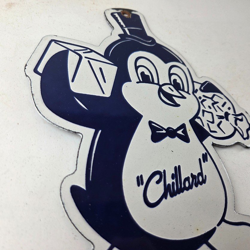 Vintage Chillard Ice Sign - Ice Cubes Chilly Willy Gas Service Porcelain Sign - Image 5