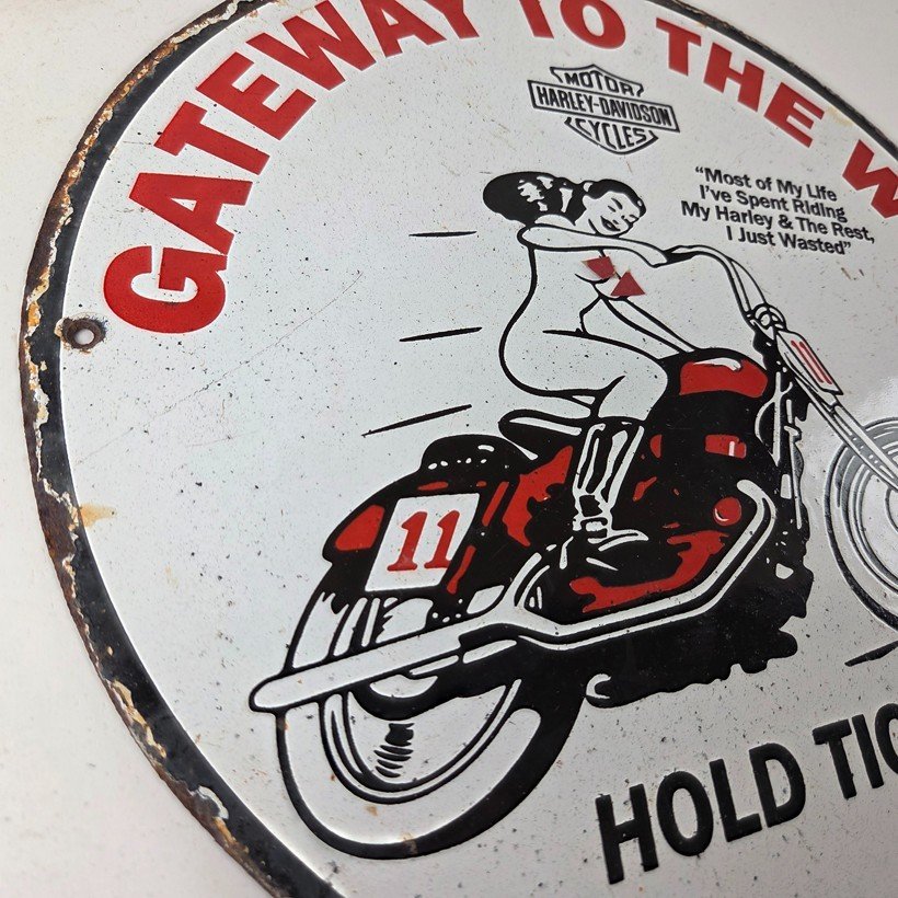 Vintage Harley Davidson Motorcycles Sign - Gas Pump Gateway West Porcelain Sign - Image 6
