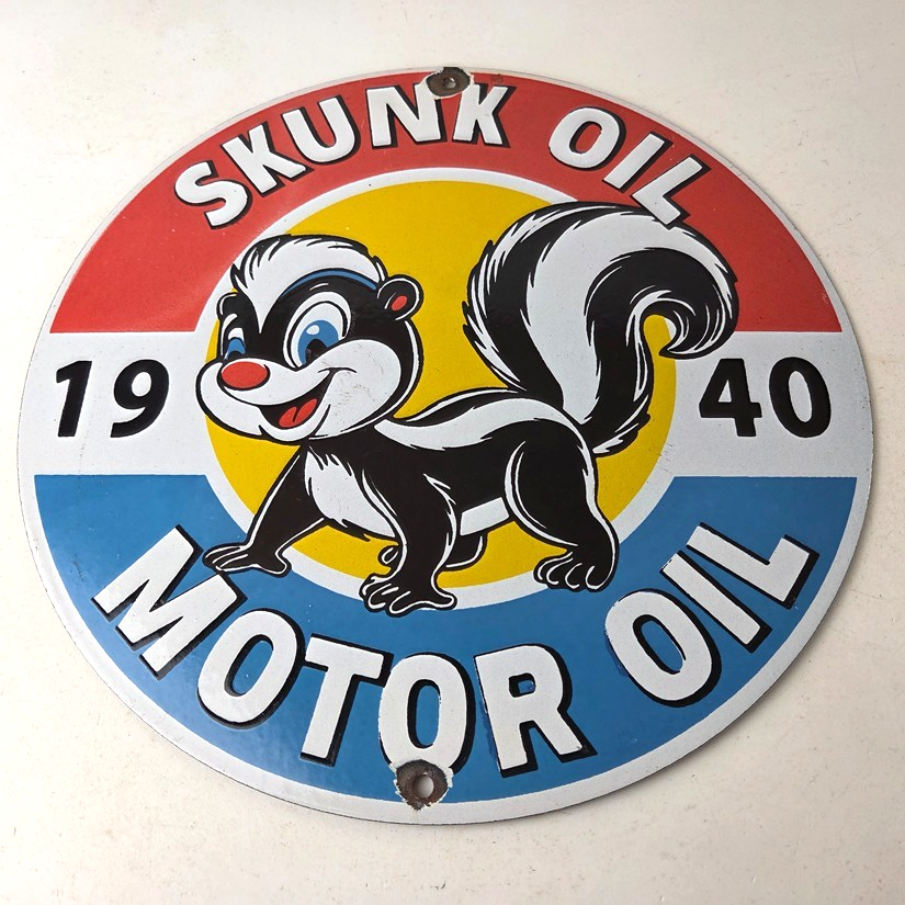 Vintage Skunk Motor Oil Sign - Service Station Gas Pump Plate Porcelain Sign - Image 15