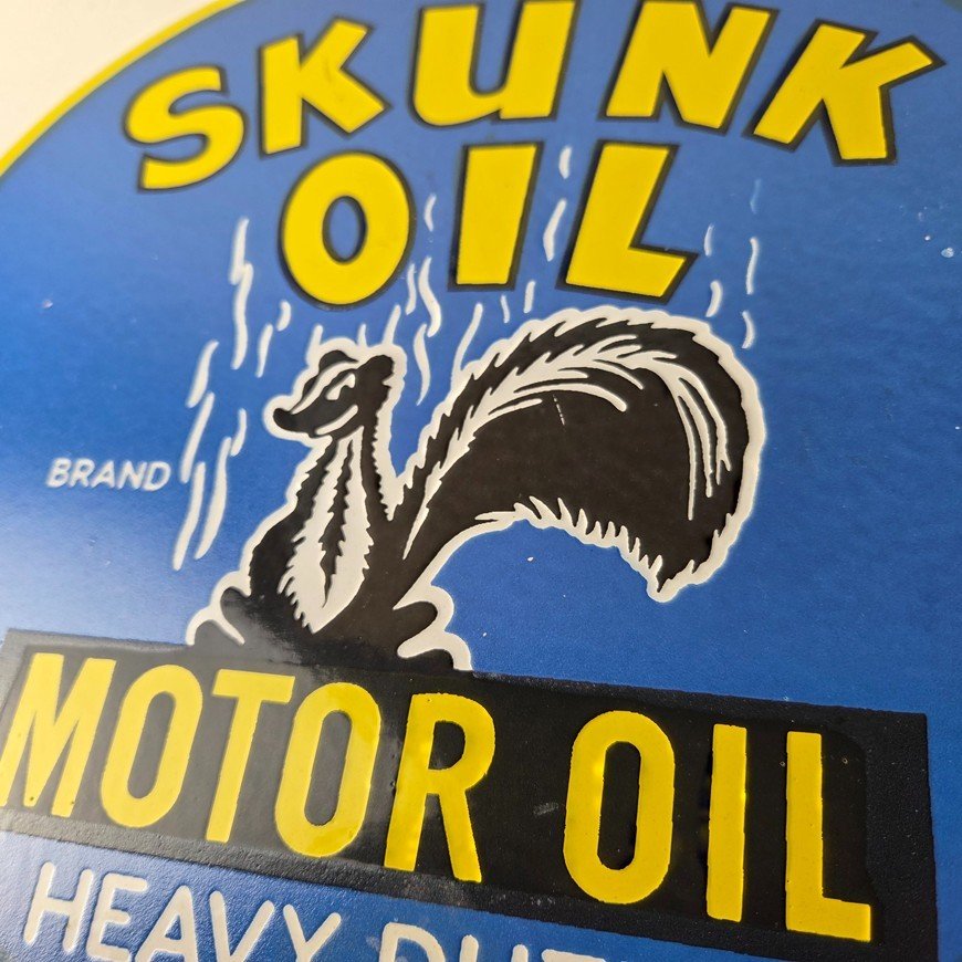 Vintage Skunk Oil Sign - Porcelain Service Station Gas Pump Plate Sign - Image 4