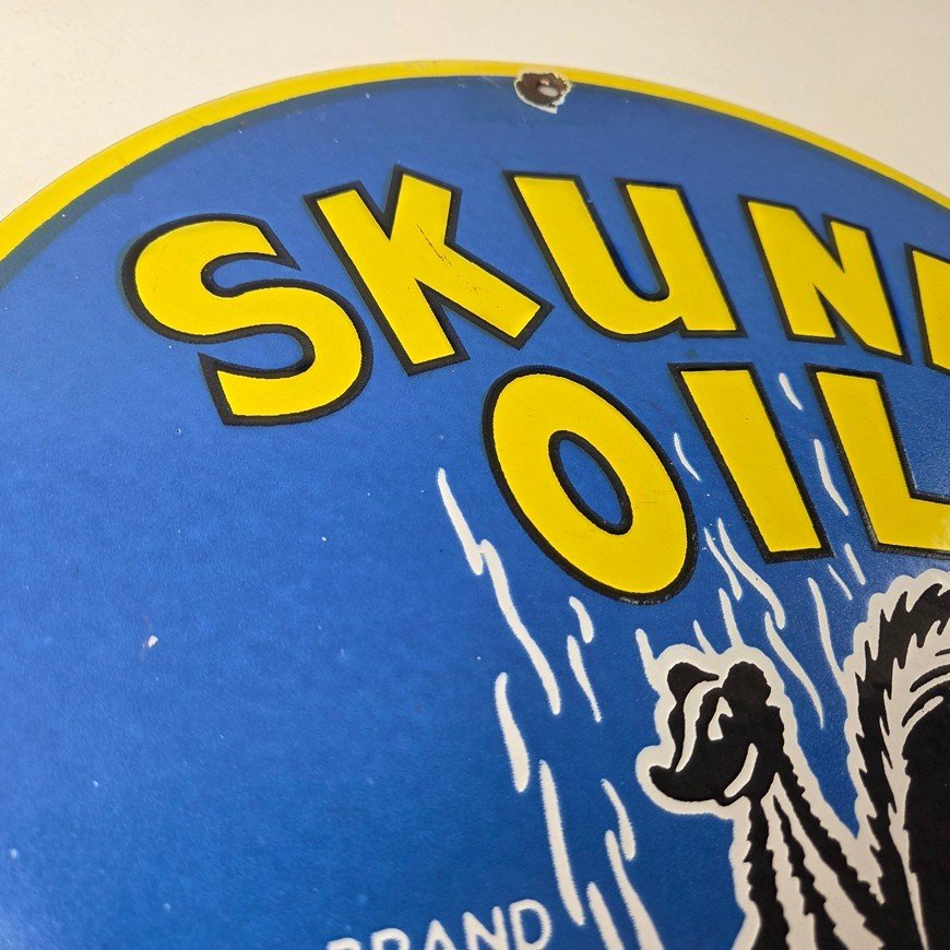 Vintage Skunk Oil Sign - Porcelain Service Station Gas Pump Plate Sign - Image 5