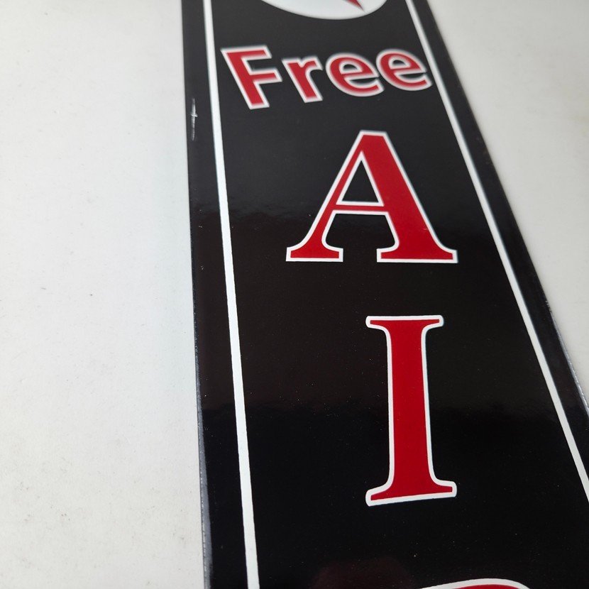 Vintage Texas Sign - Free Air Texaco Gasoline Pump Shop Porcelain Sign - Image 6