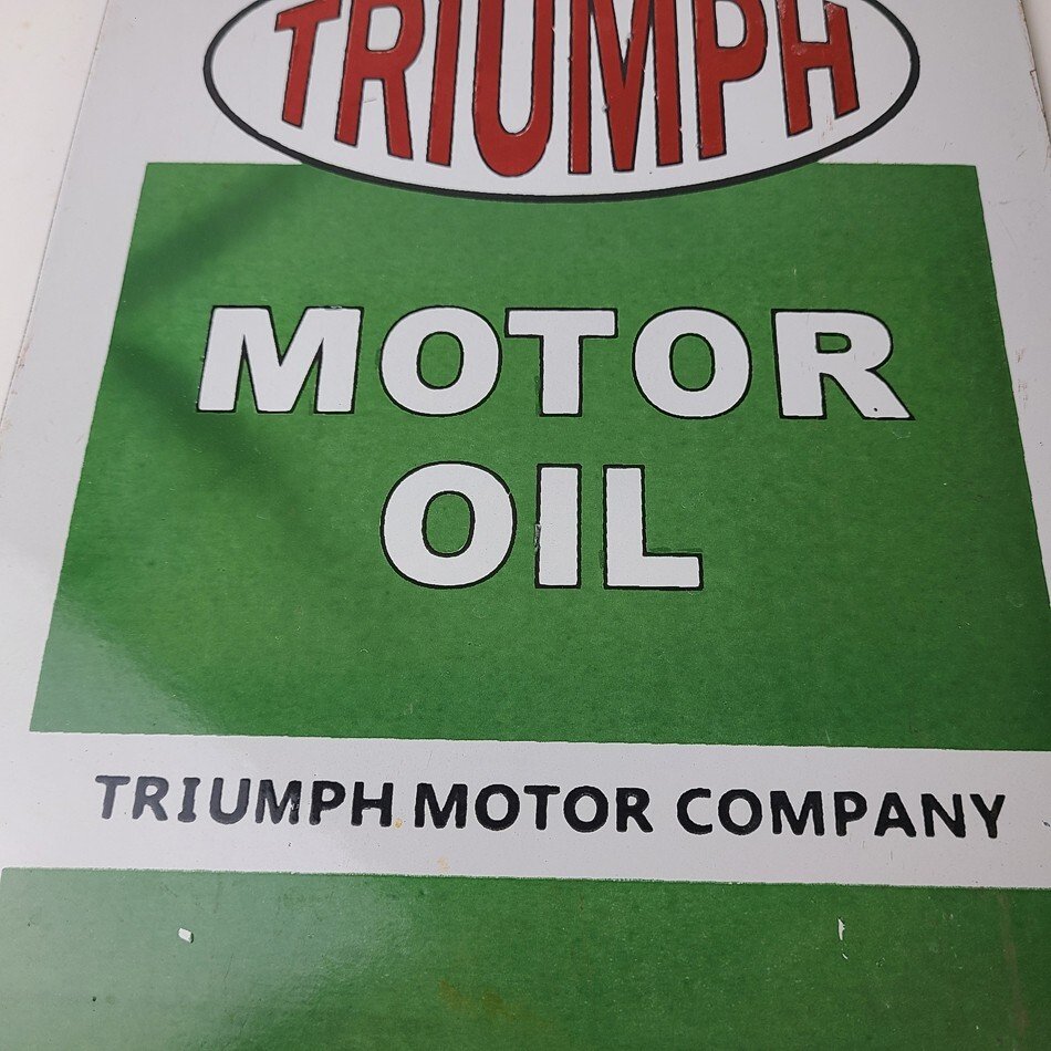 Vintage Triumph Motor Oil Sign - Gas Service Pump Porcelain Gasoline Sign - Image 4