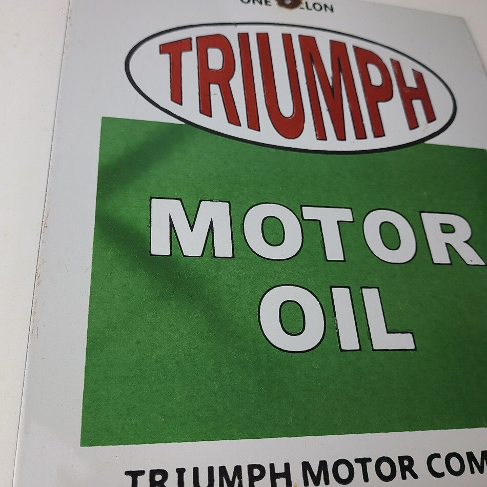 Vintage Triumph Motor Oil Sign - Gas Service Pump Porcelain Gasoline Sign - Image 6