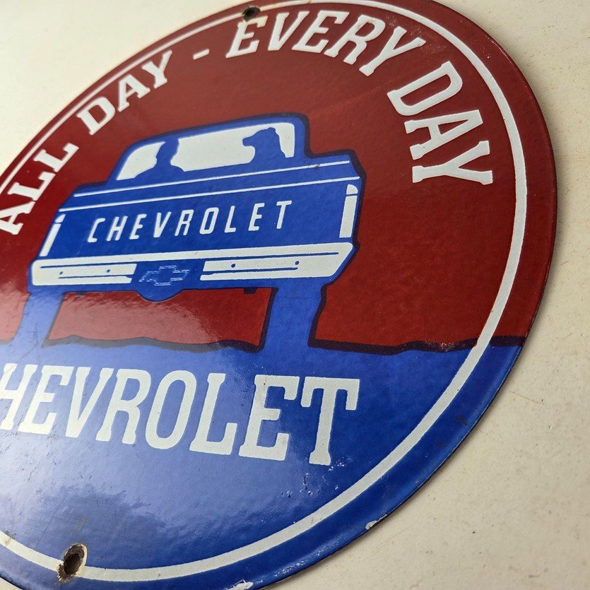 Vintage Chevrolet Porcelain Sign - Service Gas Pump Chevy All Day Man / Dog Sign - Image 13