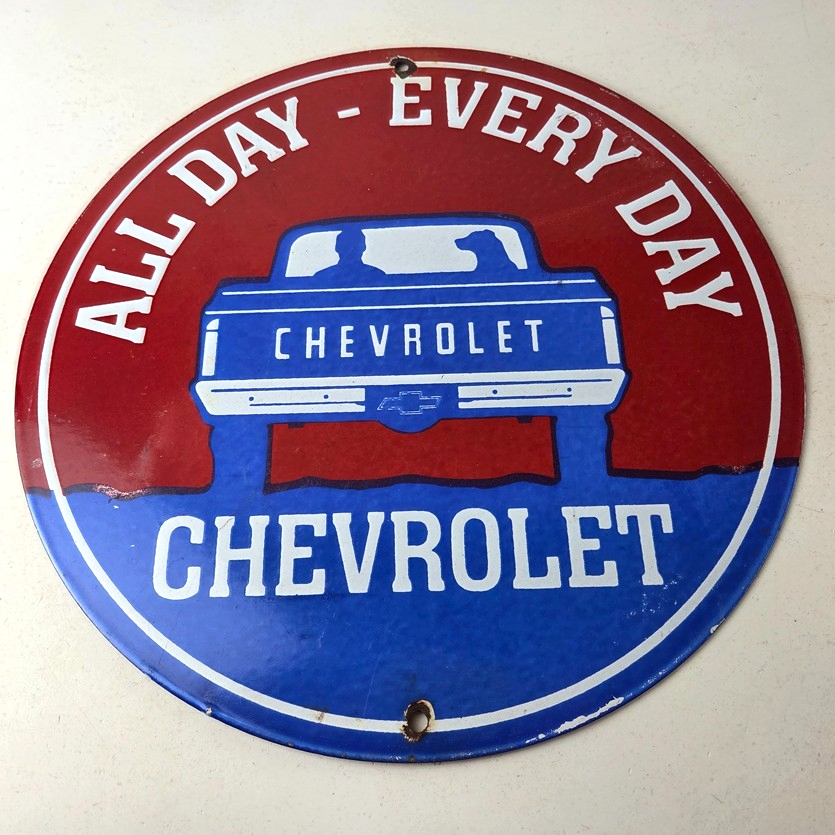 Vintage Chevrolet Porcelain Sign - Service Gas Pump Chevy All Day Man / Dog Sign - Image 15