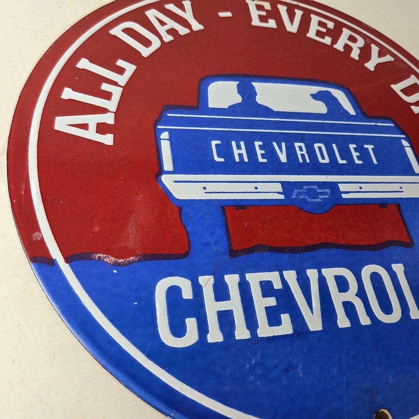 Vintage Chevrolet Porcelain Sign - Service Gas Pump Chevy All Day Man / Dog Sign - Image 6