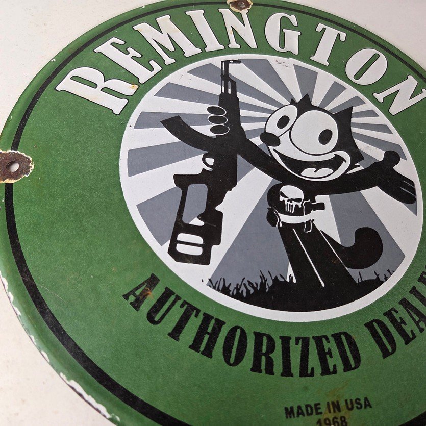 Vintage Remington Firearms Sign - Felix the Cat Dealer Gas Pump Porcelain Sign - Image 6