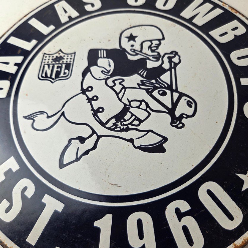 Vintage Dallas Cowboys Porcelain Sign - Texas Football NFL Gas Pump Sign - Image 4