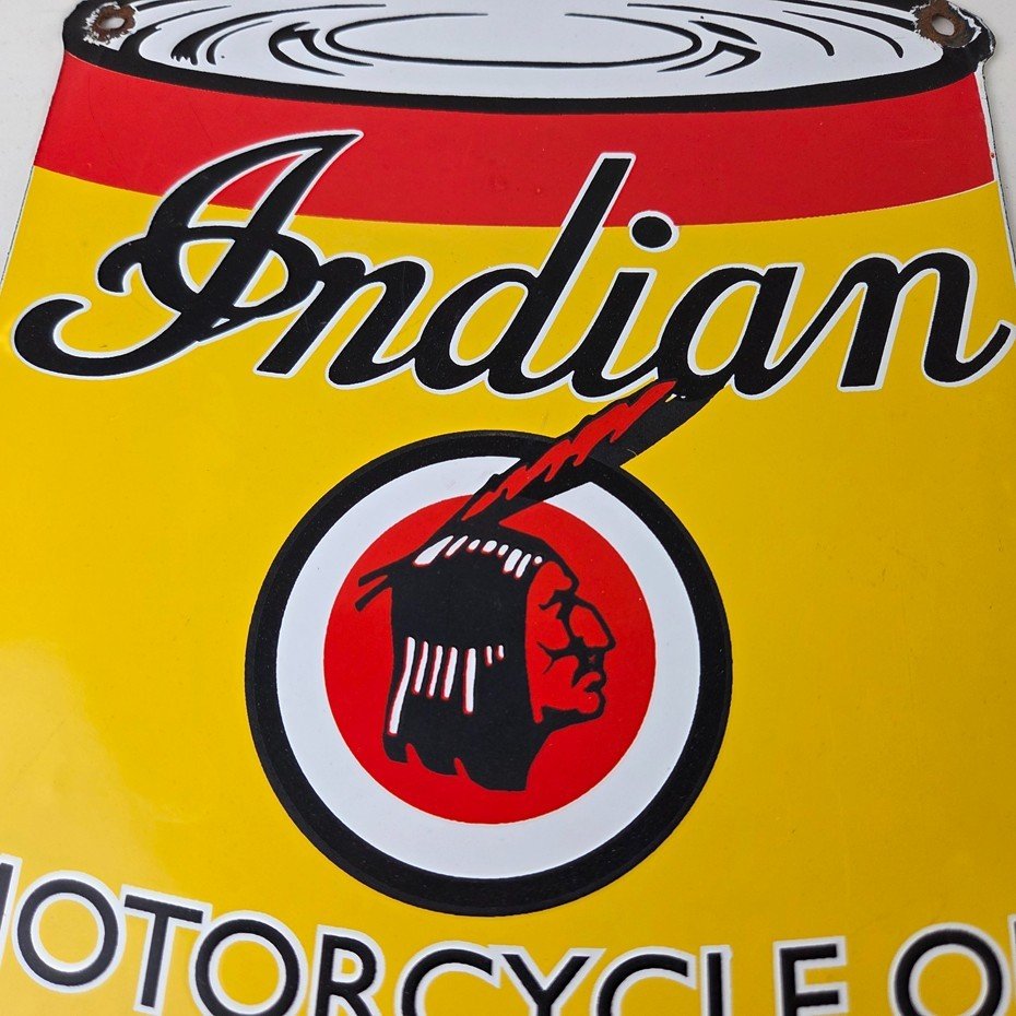 Vintage Indian Motorcycle Sign - Porcelain Gas Pump Oil Quart Can Sign - Image 3