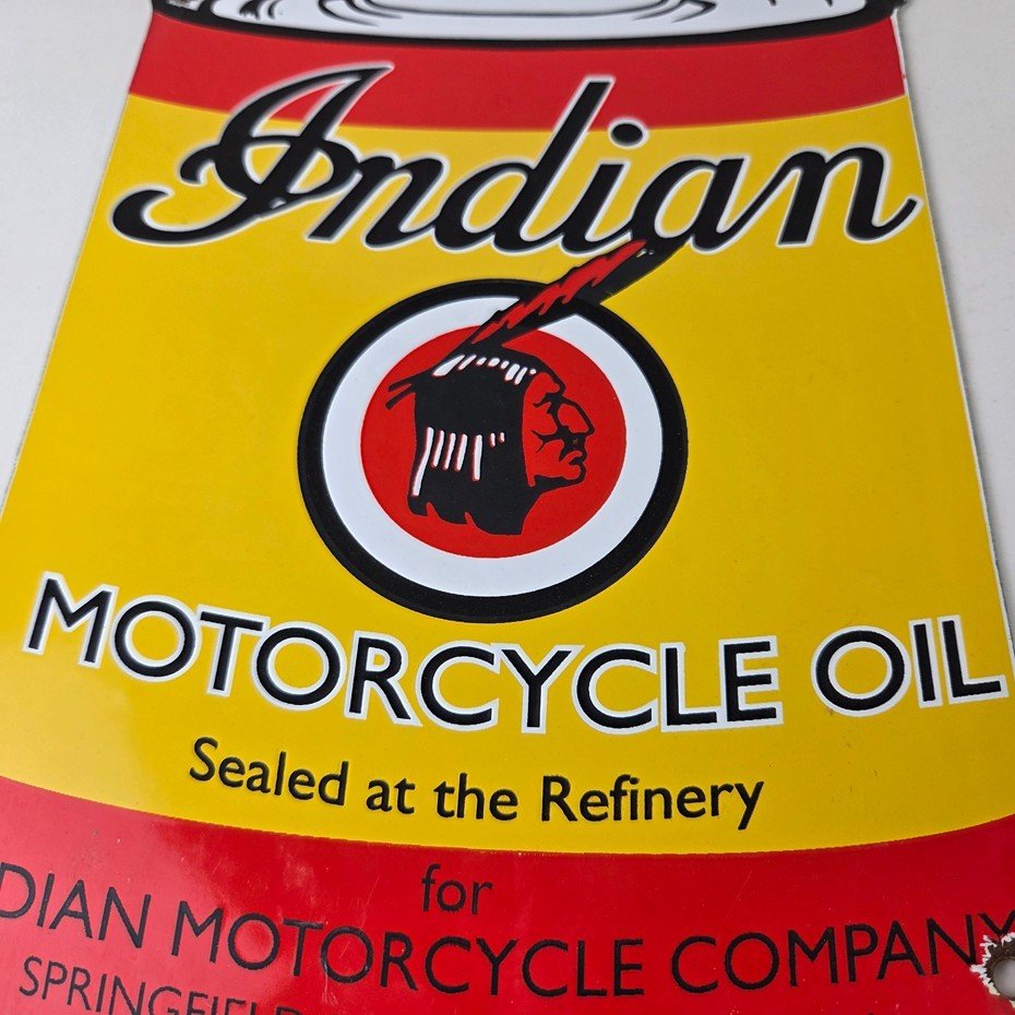 Vintage Indian Motorcycle Sign - Porcelain Gas Pump Oil Quart Can Sign - Image 4