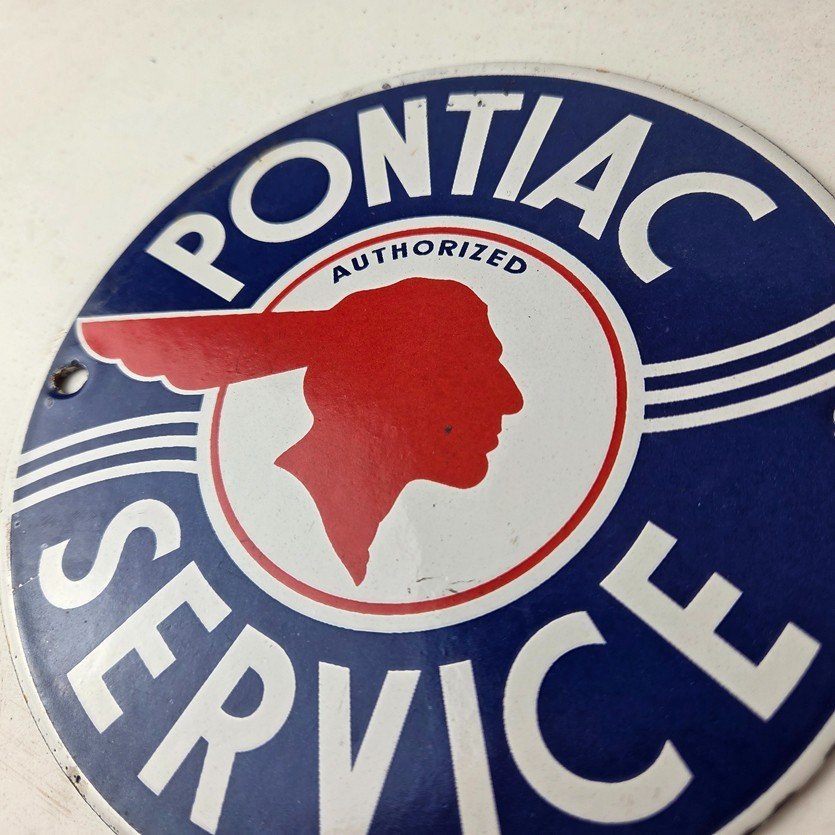Vintage Pontiac Automobiles Sign - Automobilia Porcelain Gas Pump Sign - Image 12