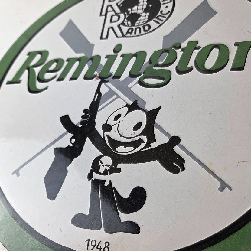 Vintage Remington Firearms Sign - Felix the Cat Gas Pump Porcelain Dealer Sign - Image 4
