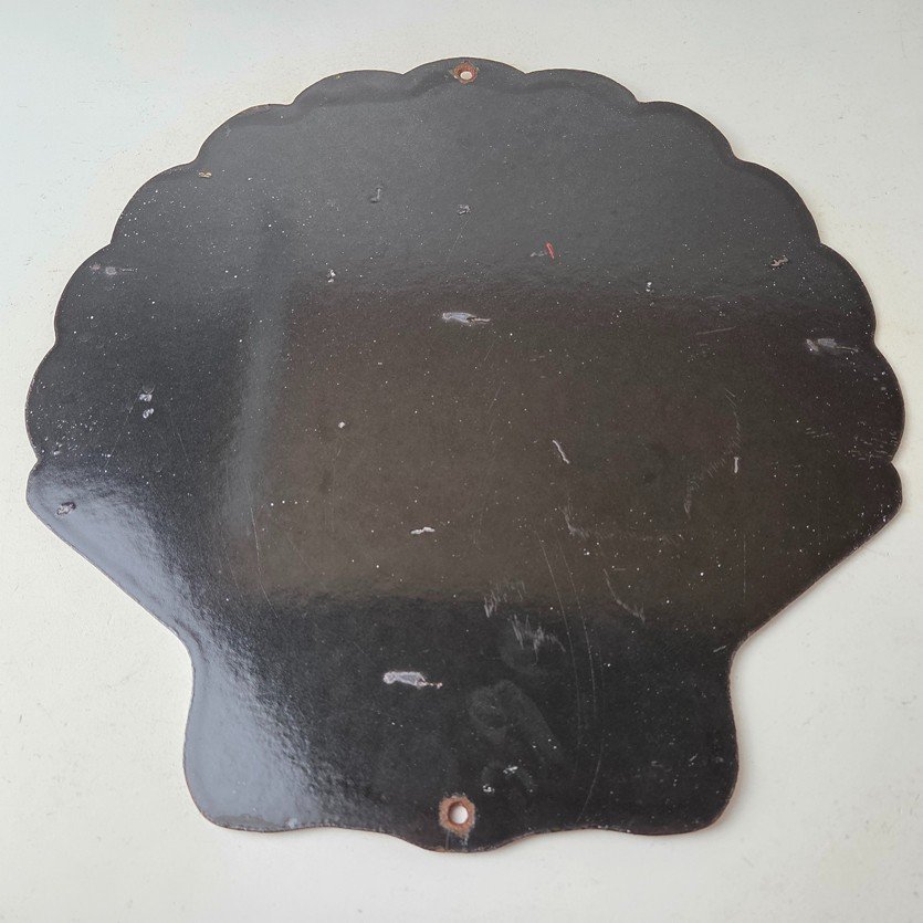 Vintage Shell Gasoline Porcelain Sign - Classic Clam Shape Shell Logo Sign - Image 7