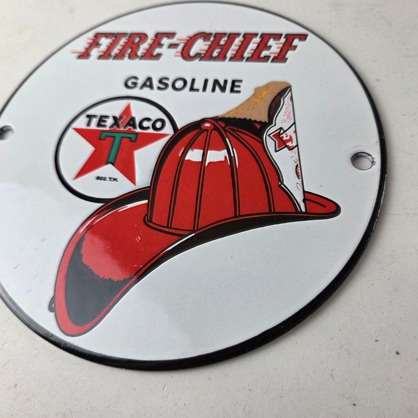 Vintage Texaco Sign - Texas Fire Chief Gas Motor Oil Pump Shop Porcelain Sign - Image 4