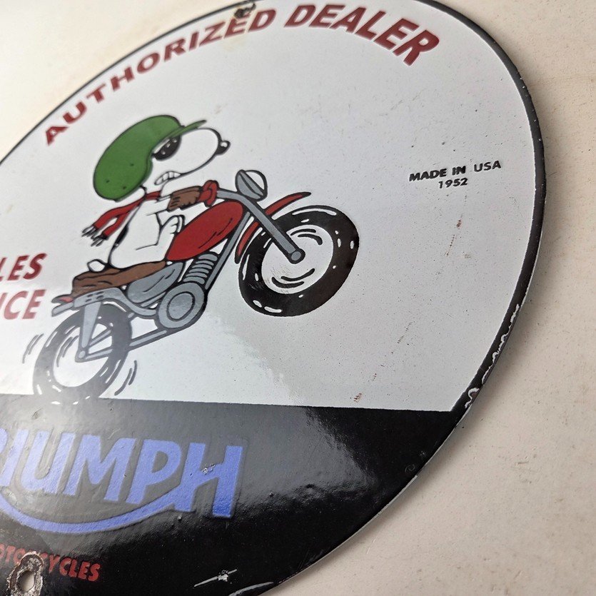 Vintage Triumph Sign - Porcelain Automobiles Snoopy Mechanic Gas Oil Pump Sign - Image 13