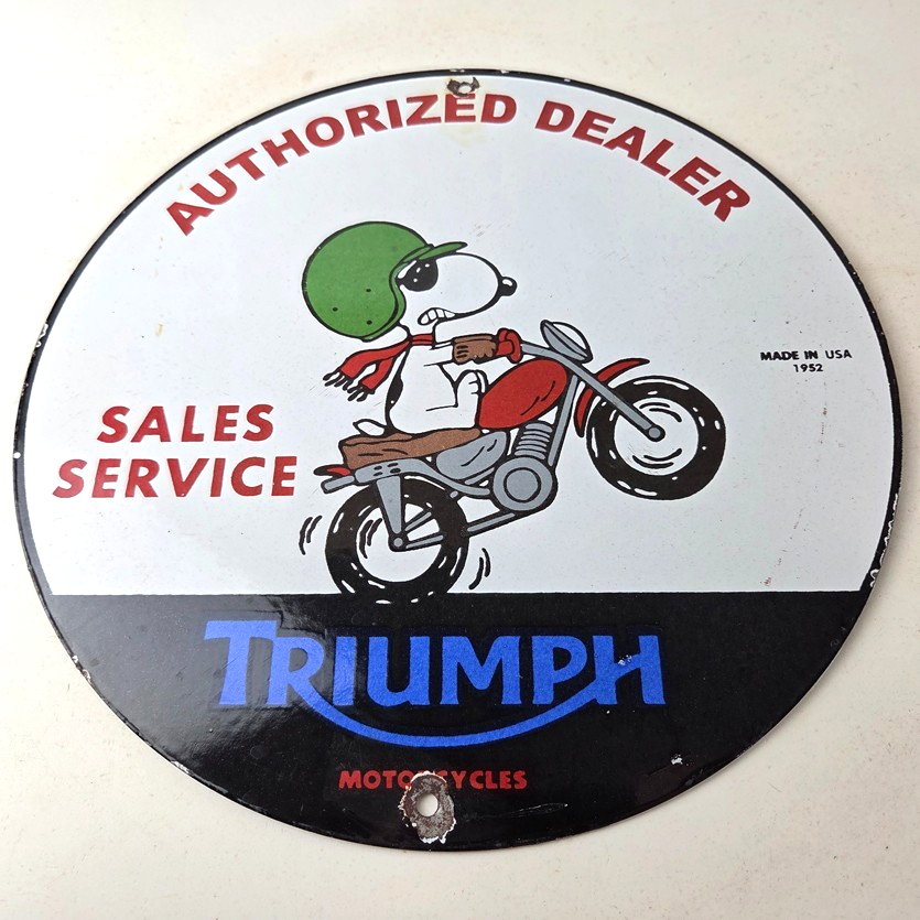 Vintage Triumph Sign - Porcelain Automobiles Snoopy Mechanic Gas Oil Pump Sign - Image 15