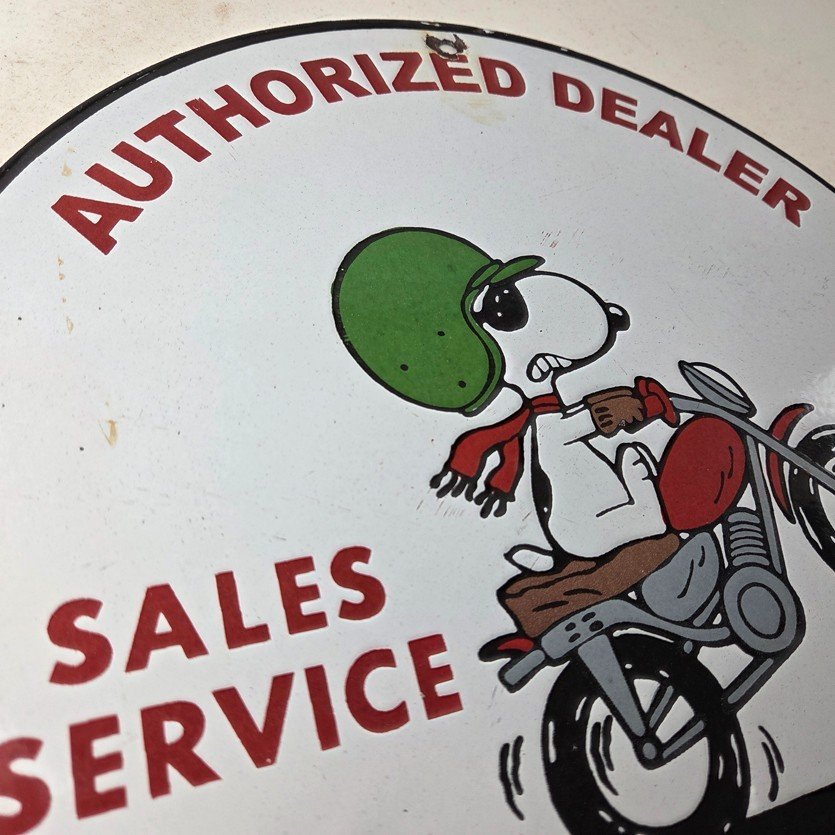 Vintage Triumph Sign - Porcelain Automobiles Snoopy Mechanic Gas Oil Pump Sign - Image 5