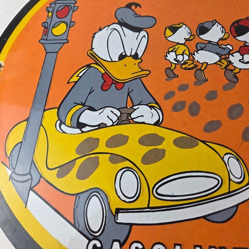 Vintage Signal Gasoline Porcelain Sign - Traffic Light Disney Ducks Sign - Image 3