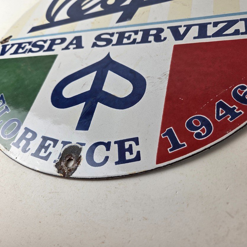 Vintage Vespa Servizio Sign - Italian Gas Station Porcelain Advertising Sign - Image 14